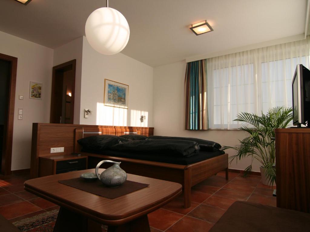 Apartments Schloss-Weissenstein-Strasse Matrei in Osttirol Room photo